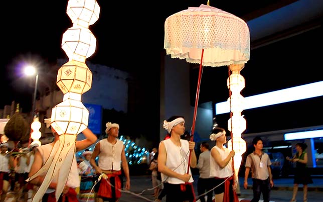 Parade as part of the celebration of Loi Krathong, Chiang Mai.